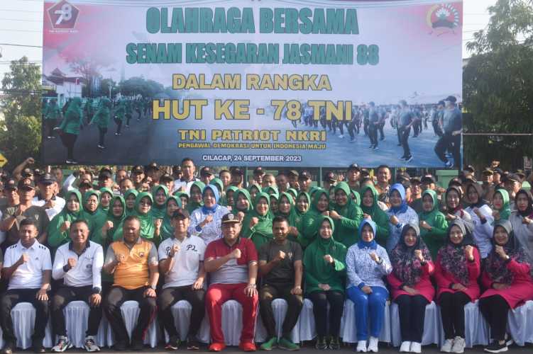 Sambut HUT TNI Ke 78 Kodim 0703 Cilacap Melaksanakan Kegiatan Olahraga Bersama Dan Bhakti Sosial
