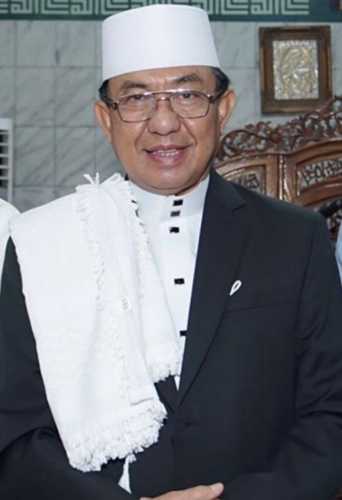 H. Muhammad Wardan Bupati Inhil Mengajukan Permohonan Pengunduran Diri Sebagai Salah Satu Persyaratan Untuk Maju Caleg DPR RI.