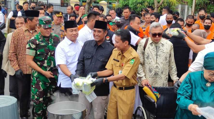 Ketum Santri Tani NU HT Rusli Ahmad Hadiri Pemusnahan Barang Ilegal Jelang Ramadan di Mapolda Riau
