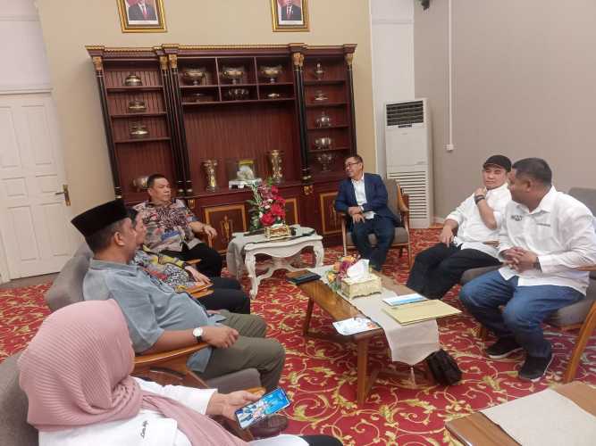 PWI Pusat Tunjuk Riau Tuan Rumah HPN 2025, Gubri Sambut Antusias