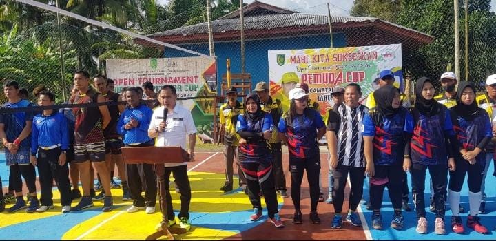 Dukung Perkembangan Olahraga, Ferryandi Buka Secara Resmi Turnamen Volly Ball di Kecamatan Kateman