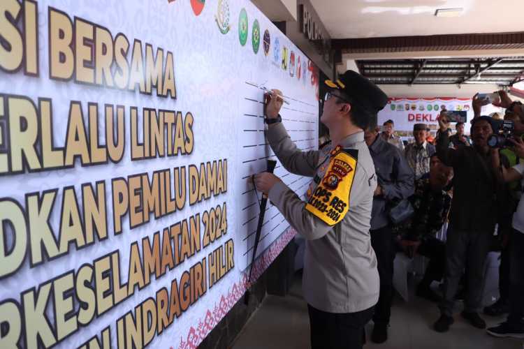 Polres Inhil dan Forkopimda Deklarasi Bersama Tertib Berlalu Lintas Mewujudkan Pemilu Damai yang Berkeselamatan 2024