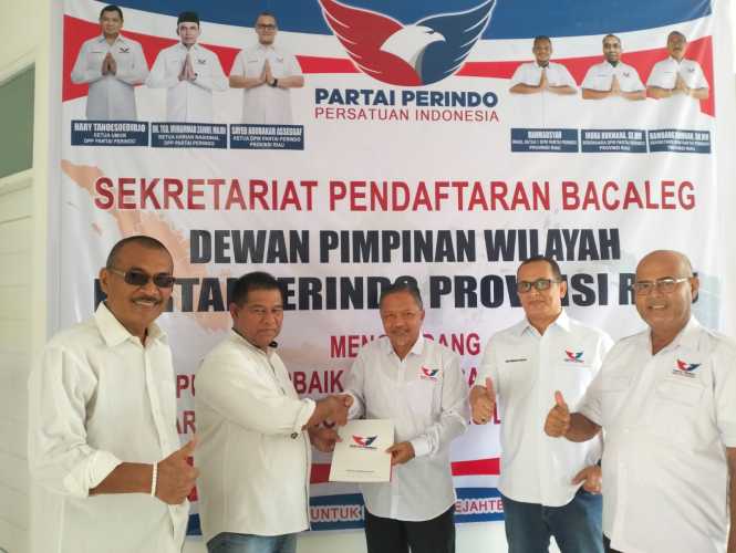 Eks. Sekda Kab. Inhu Berlabuh ke Partai Perindo Riau