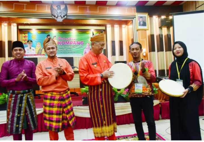Lestarikan Budaya Nasional Kompang, Wabup Inhil H.Syamsuddin Uti Buka Pelatihan Kompang.