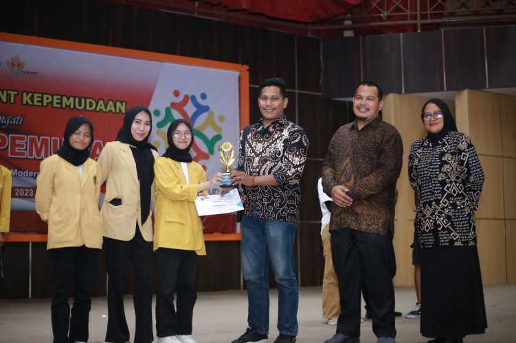 Keren!!! Fakultas Hukum UNISI Meraih Predikat Juara Ke-3 Lomba Debat Mahasiswa Se-Kabupaten Indragiri Hilir.