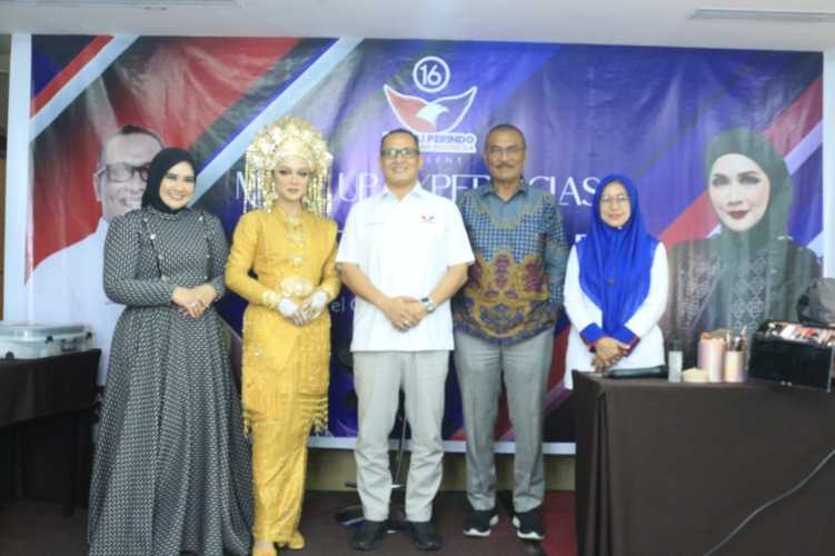 Gandeng Adela Haddad, Perindo Riau Beri Pelatihan Gratis Make Up