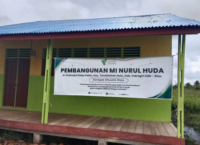 Donatur Milenial Ikut Mensupport Pembangunan MI Nurul Huda Pulau Palas