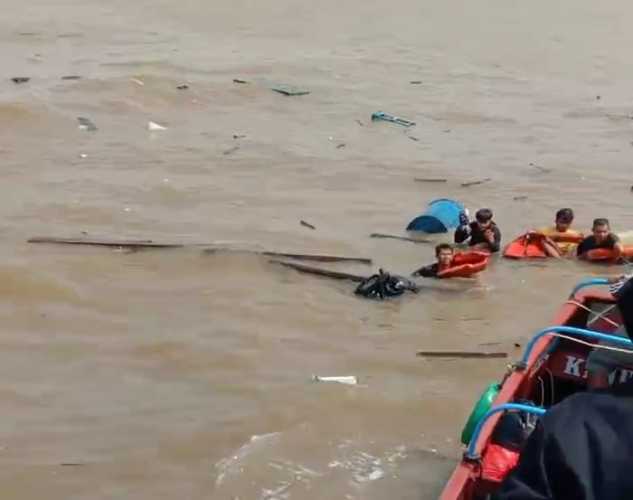 Sebuah Kapal KM Maulana I Tenggelam di Perairan Kecamatan Mandah