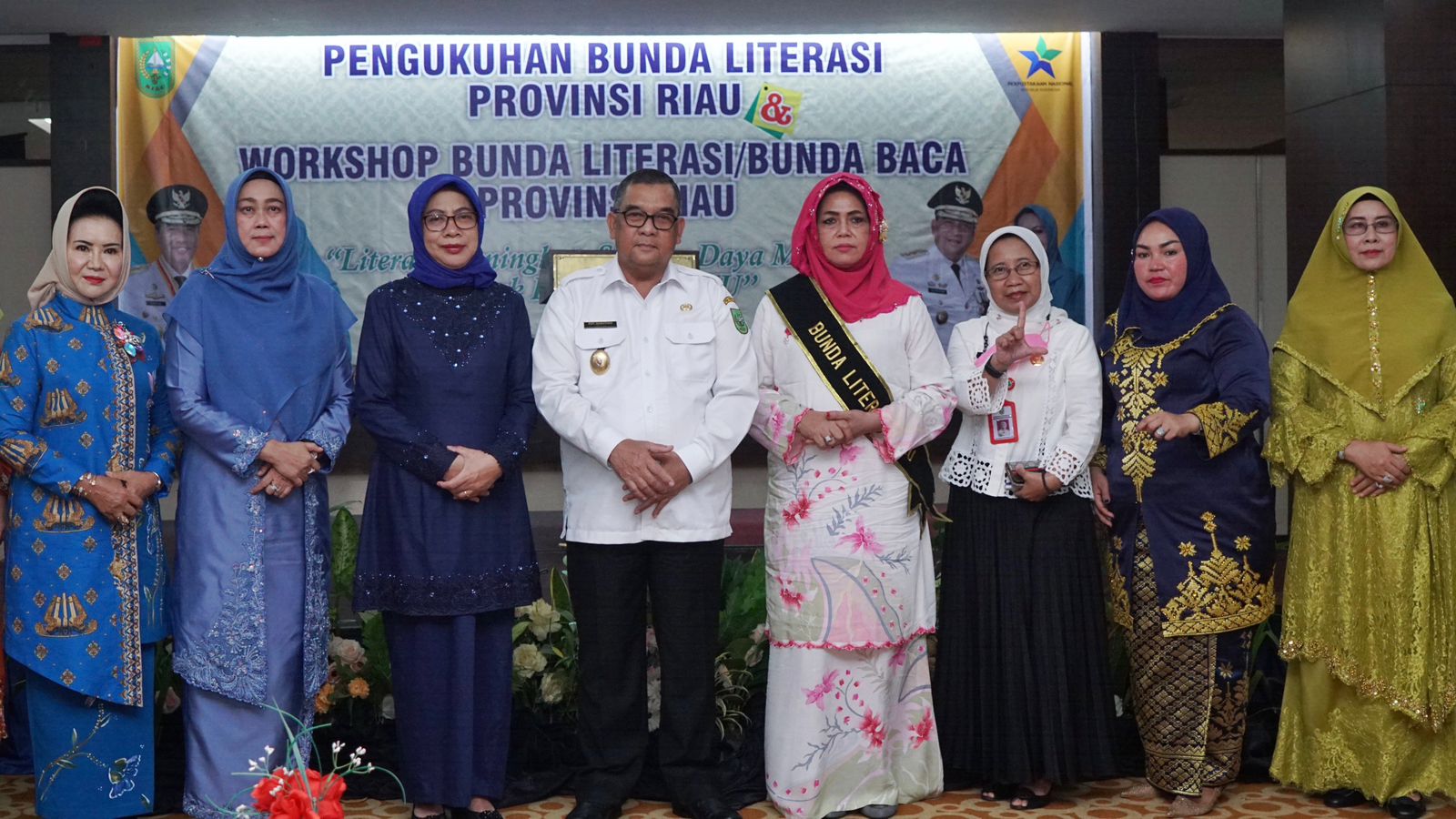 Bunda Ika Menyambut Baik  Pengukuhan Bunda Literasi Provinsi Riau
